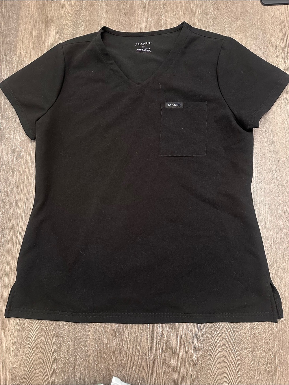 NWOT JAANUU BLACK SCRUB TOP - Size Medium SKU:2